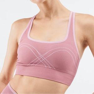 Fabletics Pink Seamless Sports Bra - M